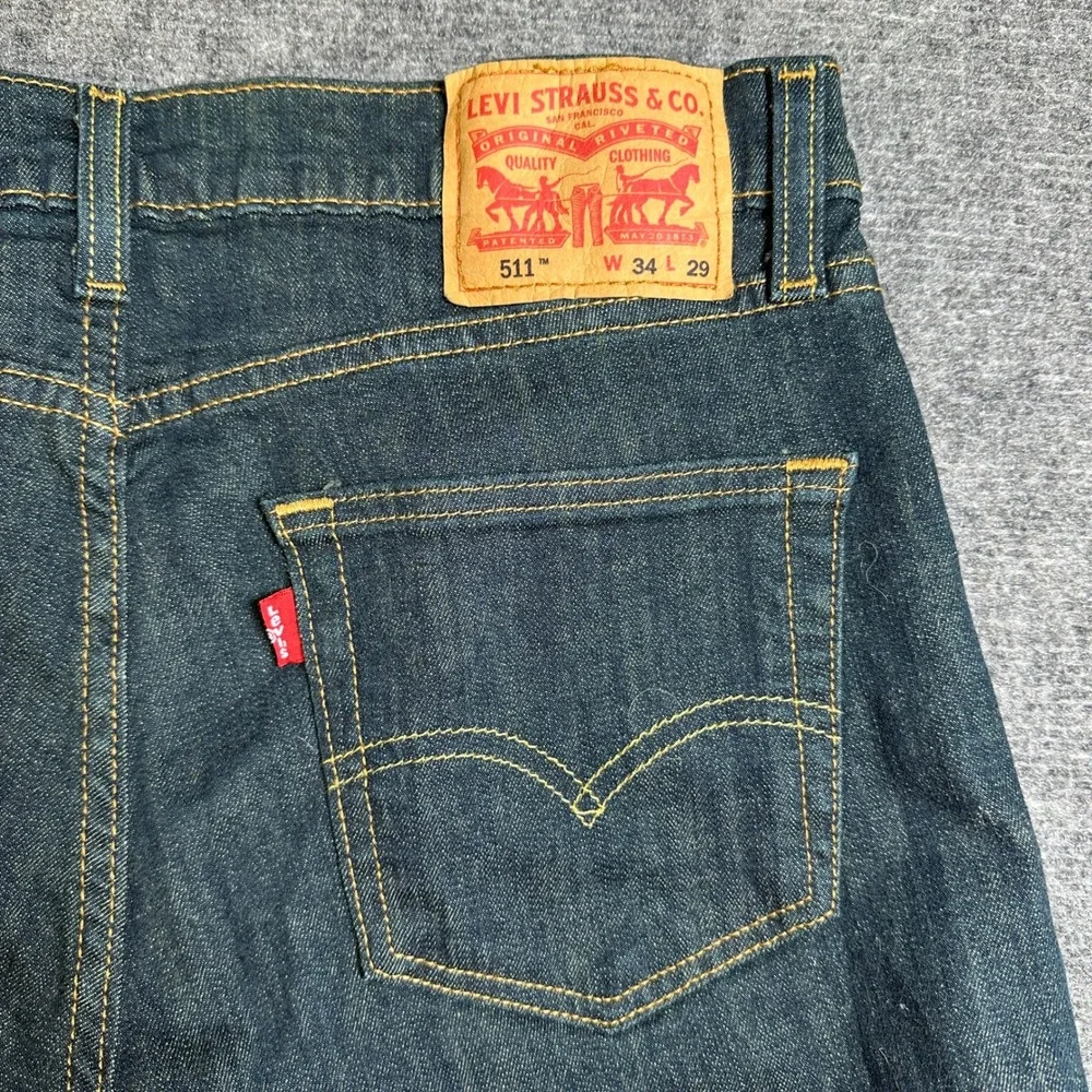 Levis 511 Slim Fit Jeans Mens 34x29 Dark Wash Indigo Denim Stretch 04511-1907